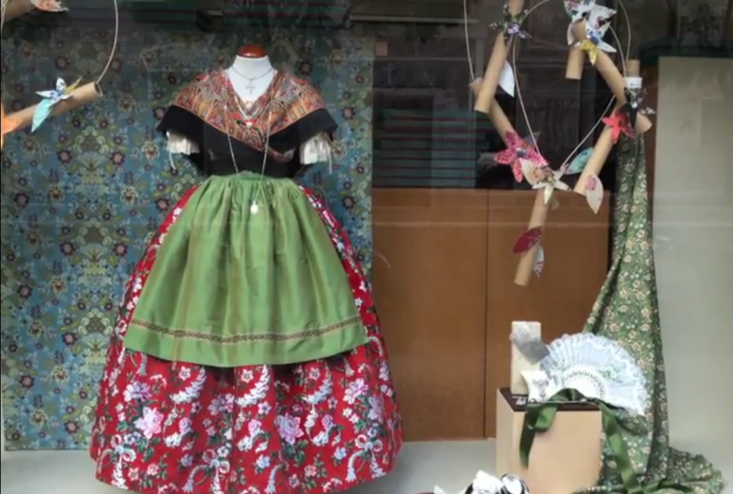 Escaparate:Traje de huertana